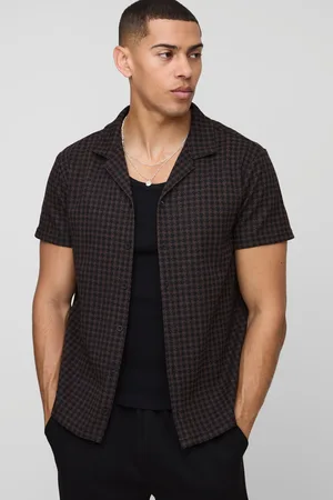 Boohoo Camisa De Manga Corta Regular Con Solapas Y Estampado De Pata De Gallo