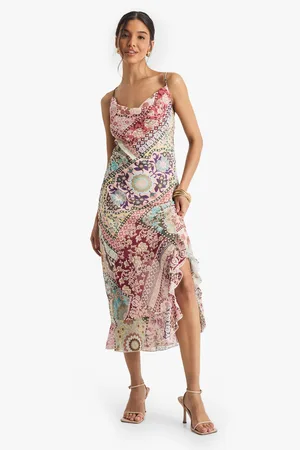 Boohoo Vestido Lencero De Chifón Con Estampado Cachemira