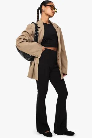 Boohoo Leggings Básicos De Canalé Acampanados Con Estampado De