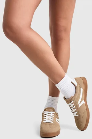 Boohoo Zapatillas Deportivas Planas De Ante Sintético Con Línea En Contraste