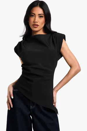 Boohoo Blusa Asimétrica Con Hombreras Recogidas