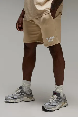 Boohoo Pantalón Corto Man Active Holgado Con Filos Sin Acabar