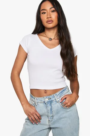 Boohoo Top Crop Básico Ajustado Con Escote De Pico De