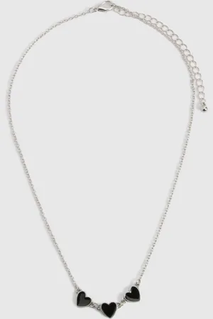 Boohoo Collar Plateado Con Tres Corazones Y Esmalte Negro
