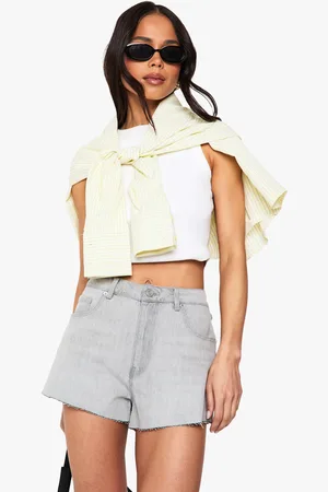 Boohoo Pantalón Corto Vaquero Con Bajo Sin Acabar