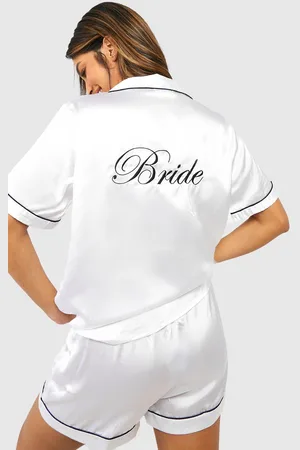 Boohoo Pijama Corto De Raso Con Bordado Bride