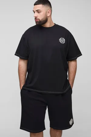 Boohoo Conjunto Plus Oversize De Pantalón Corto Y Camiseta Con Estampado Homme En Relieve