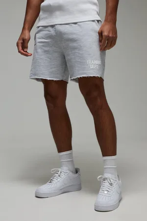 Boohoo Pantalón Corto Man Active Holgado Con Filos Sin Acabar