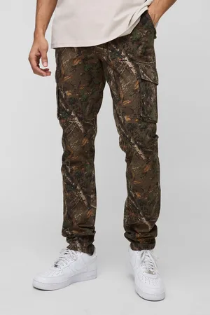 Boohoo Pantalón Cargo Ajustado De Camuflaje Con Pernera Plisada