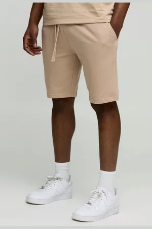Boohoo Pantalón Corto Básico Ajustado De Largo Medio