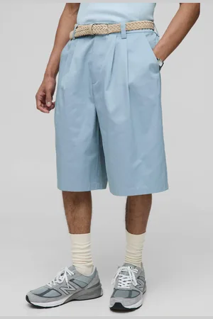 Boohoo Pantalón Corto Holgado Con Cintura Fija Y Detalle Plisado