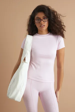 Boohoo Top De Manga Corta Súper Suave Dsgn Studio