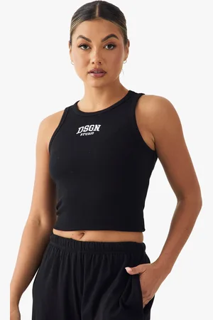 Boohoo Top Sin Mangas De Canalé Estilo Nadador Con Bordado Dsgn Studio