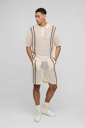 Boohoo Conjunto De Pantalón Corto Y Polo Recto De Punto Calado Con Rayas Y Botones En El Cuello