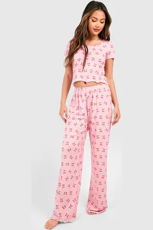 Boohoo Pijama Largo Con Estampado De Cerezas