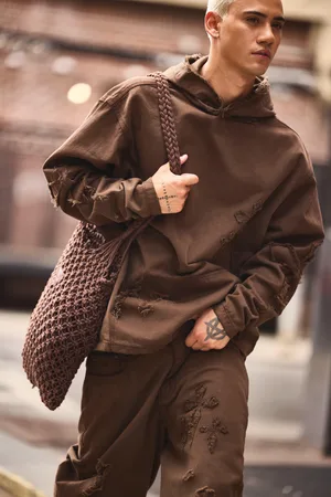 Boohoo Sudadera Oversize Vaquera Con Lavado A La Piedra Y Apliques Cruzados