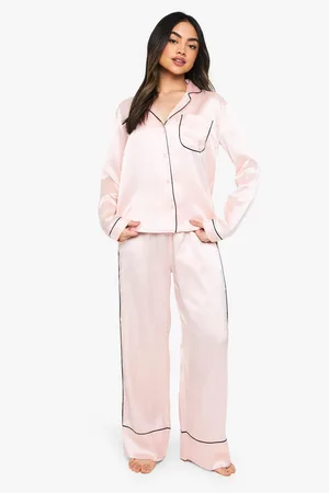 Boohoo Pijama De Raso Con Pantalón Largo Y Camisa De Manga Larga Con Ribete En Contraste
