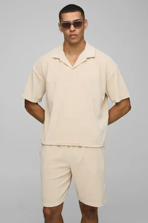 Boohoo Conjunto Oversize Recto De Terciopelo Con Pantalón Corto Y Polo De Manga Corta Con Solapas