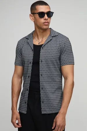 Boohoo Camisa De Manga Corta Elástica Con Estampado Geométrico