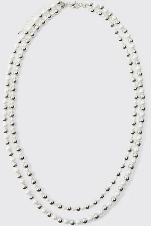 Boohoo Collar De Dos Capas Con Cuentas