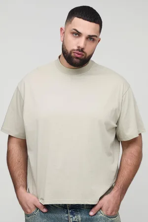Boohoo Camiseta Plus Básica Oversize Recta Con Cuello Extendido