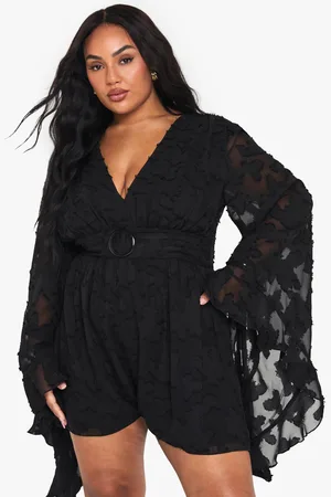 Boohoo Mono Plus Corto Texturizado Con Mangas Acampanadas