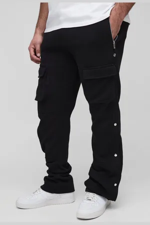 Boohoo Pantalón Deportivo Plus Ajustado De Campana Con Botones De Presión Y Pernera Plisada