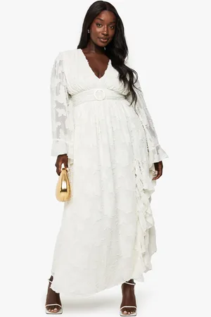 Boohoo Vestido Plus Maxi Texturizado Con Mangas Acampanadas