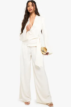 Boohoo Blusa De Raso Cruzada Con Atadura