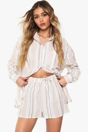 Boohoo Conjunto Coordinado De Pantalón Corto Y Camisa De Manga Larga De Rayas