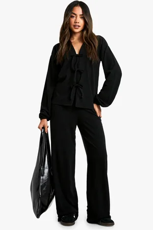 Boohoo Conjunto Coordinado De Pantalón Y Blusa De Canalé Con Atadura Frontal