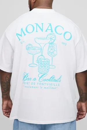 Boohoo Camiseta Plus Oversize Con Cuello Extendido Y Estampado De Monaco