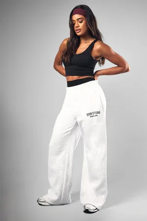 Boohoo Pantalón Deportivo Recto Con Aplique Dsgn Studio