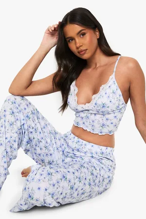 Boohoo Pijama De Pantalón Largo Y Camisola Con Estampado De Flores