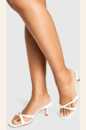 Boohoo Mules De Dedo Con Tacón Bajo Y Holgura Ancha