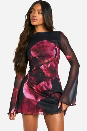 Boohoo Vestido Mini De Malla Con Mangas Acampanadas Y Estampado De Flores