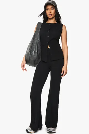 Boohoo Conjunto De Pantalón Y Top Sin Mangas De Canalé Con Botones