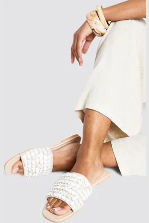 Boohoo Sandalias Con Ribete De Concha