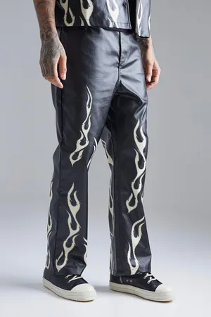 Boohoo Pantalón Recto De Cuero Sintético Con Llamas En El Filo