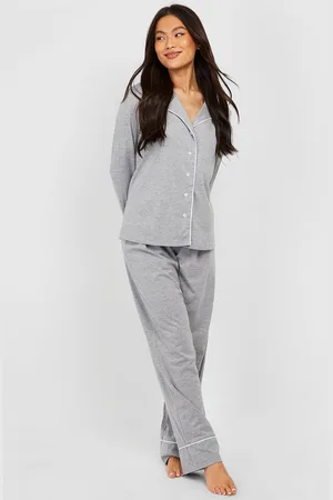 Boohoo Pijama De Manga Larga De Tela Jersey Con Botones