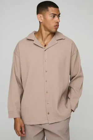 Boohoo Camisa Oversize De Manga Larga Plisada Con Solapas