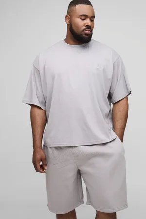 Boohoo Conjunto Plus Oversize Recto Official De Pantalón Corto Y Camiseta Con Costuras En Contraste