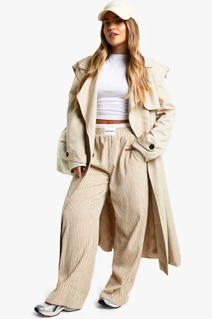 Boohoo Pantalón Petite Con Raya Diplomática Y Cintura En Contraste