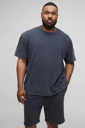Boohoo Conjunto Plus Oversize De Pantalón Corto Y Camiseta Con Lavado De Ácido