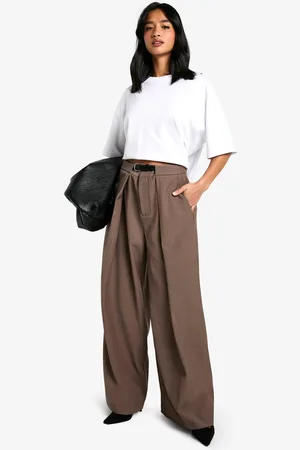 Boohoo Pantalón Petite Entallado Plisado Con Cinturón