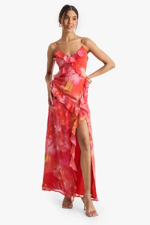 Boohoo Vestido Maxi De Chifón Fruncido Con Volante Y Estampado De Flores
