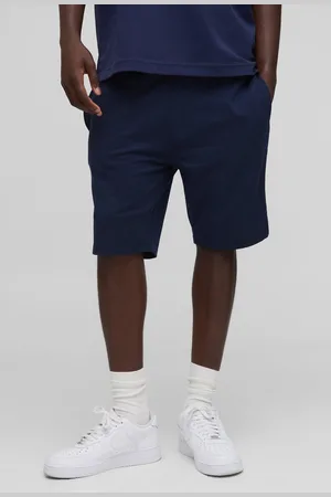 Boohoo Pantalón Corto Básico Ajustado De Largo Medio