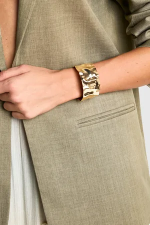 Boohoo Brazalete De Metal Martillado