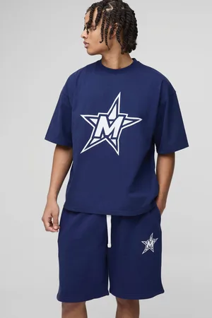 Boohoo Conjunto Oversize Recto De Pantalón Corto Y Camiseta Con Estampado M De Estrella