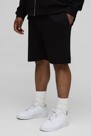 Boohoo Pantalón Corto Plus Básico Ajustado